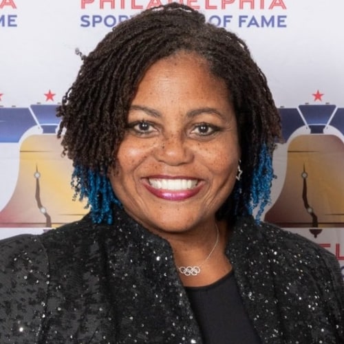 Carol Lewis