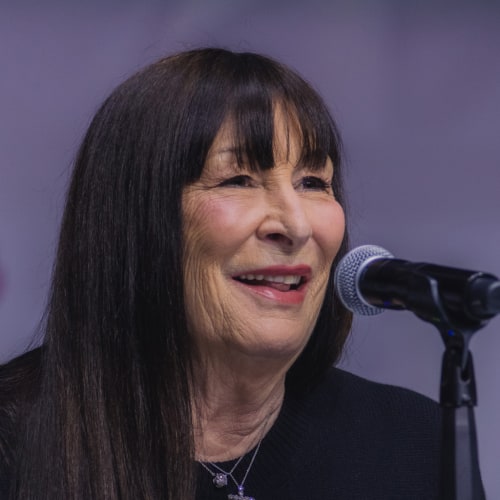 Anjelica Huston
