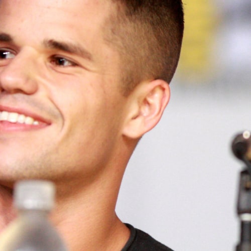 Charlie Carver
