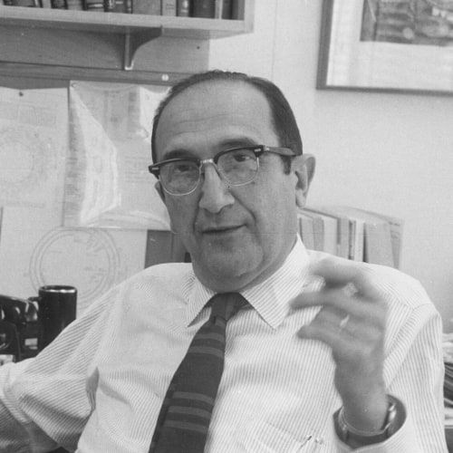 Salvador Luria