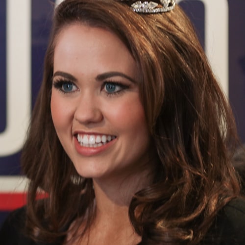 Cara Mund