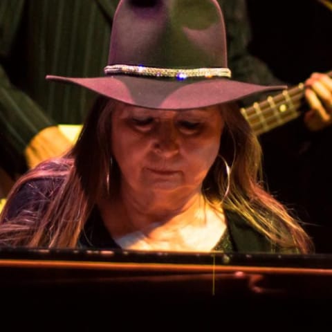 Bobbie Nelson