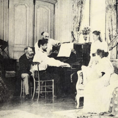 Yvonne Rouart