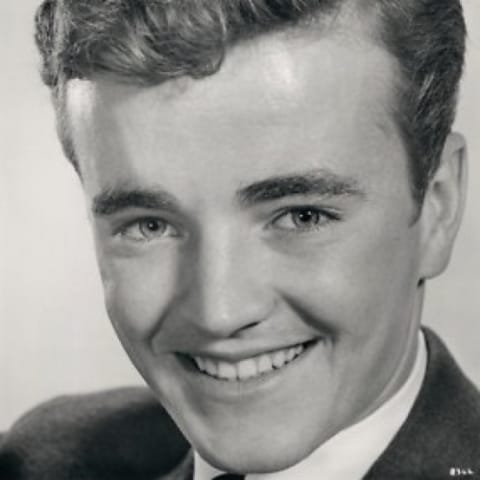 Robert Jr. Walker