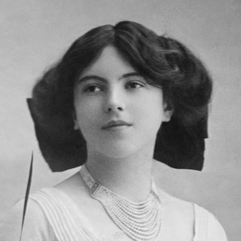 Nádia Mikhailovna de Torby