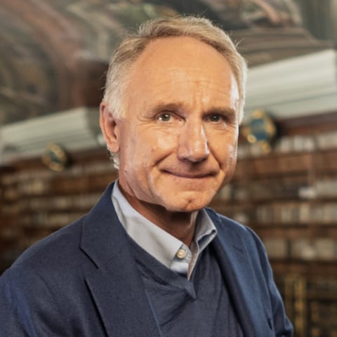 Dan Brown
