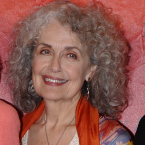 Mary Beth Peil