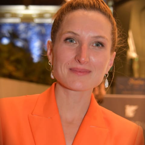 Julia Piaton